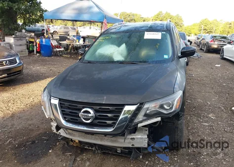 2017 Nissan Pathfinder Platinum/S/Sl/Sv z USA, uszkodzony, nr VIN 5N1DR2MM3HC610366